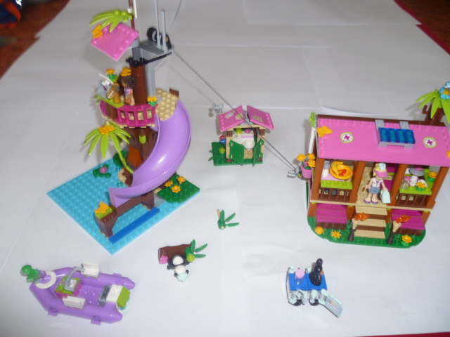 Toto je lego friends záchrana záchranářů v džungli.